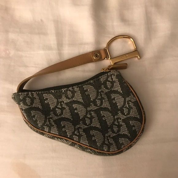 dior key pouch